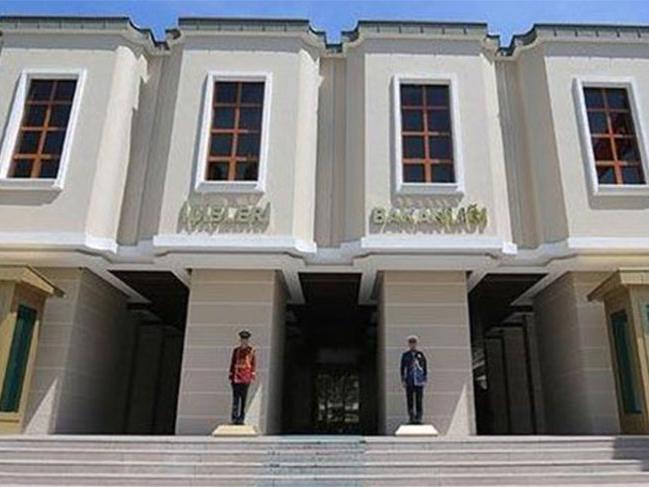 İçişleri Bakanlığı'ndan berber, güzellik salonu ve sokağa çıkma kısıtlaması açıklaması