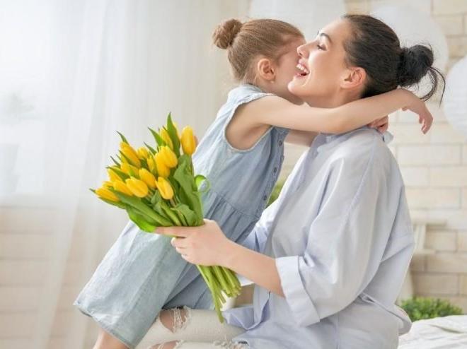 En güzel Anneler Günü sözleri: Annenizi en anlamlı Anneler Günü mesajlarıyla kutlayın!