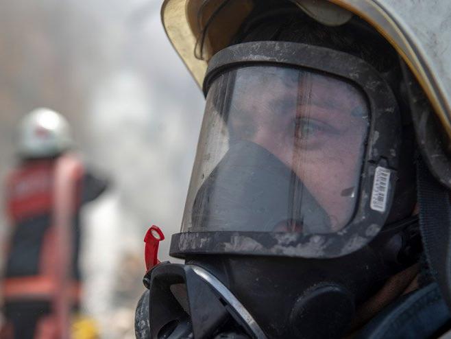 Mersin'deki fabrika yangını 8 saatte söndürüldü