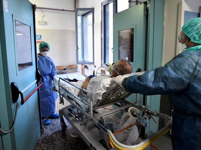 İtalya'da güncel ölü ve vaka sayısı açıklandı