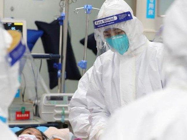 Coronada felaketi yaşayan ülkenin sağlık bakanı istifa etti!