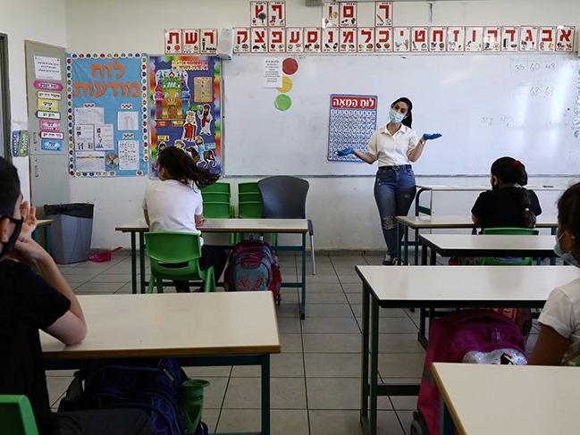 İsrail'de anaokulu öğrencilerine karantina