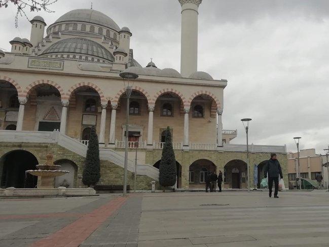 Türkiye'deki ezan sistemini tasarlayan mühendisten uyarı: Tüm camilerin anons sistemi ele geçirilebilir