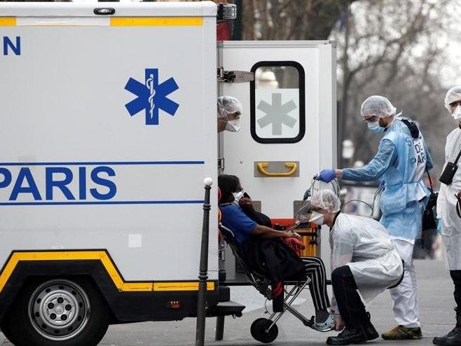 Fransa'da son durum: 74 kişi daha hayatını kaybetti