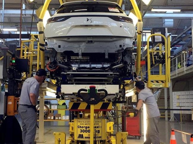 Macron otomotiv sektörünü kurtarma planını açıkladı!