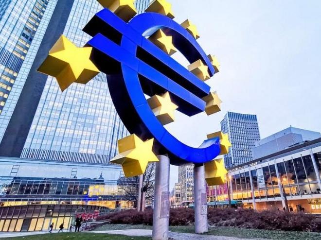 ECB 2020'de derin bir resesyon bekliyor