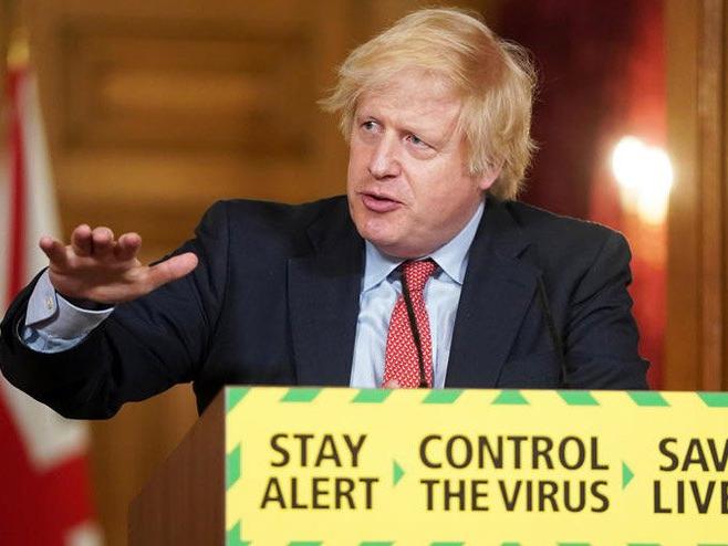 Boris Johnson duyurdu! İngiltere'de yeni normalleşme kararları...