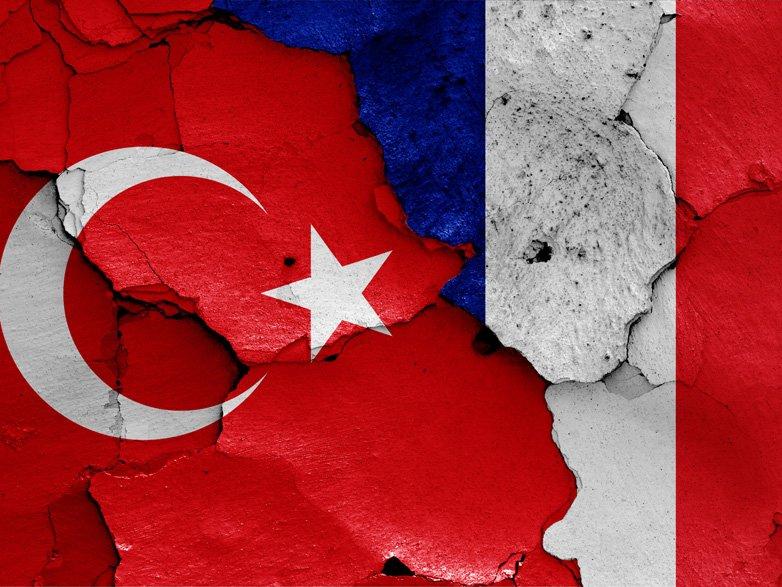 Fransa'dan skandal Türkiye açıklaması: NATO kafasını kuma gömemez