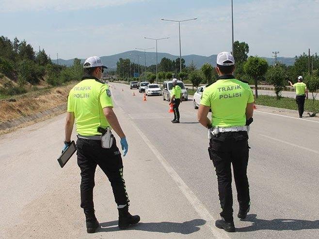 Hangi şehirlerde giriş çikiş yasaği var? Giriş çikiş yasaği olan iller hangileri?