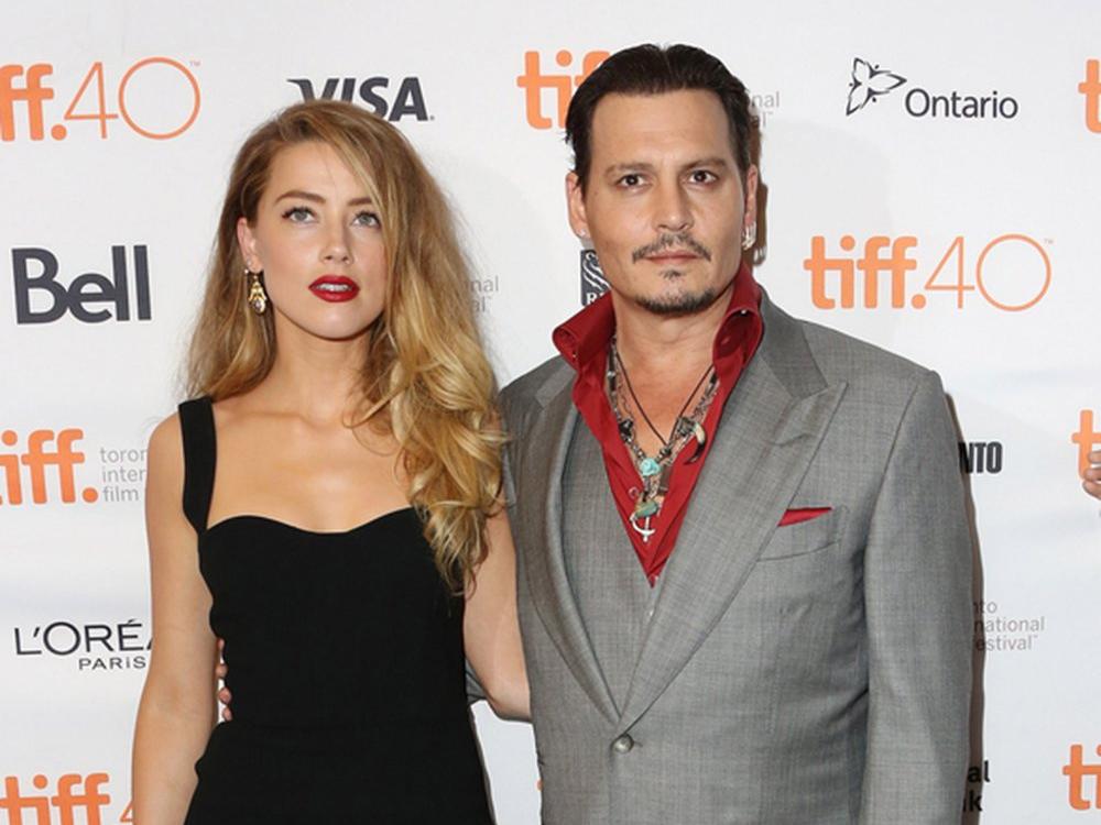Johnny Depp'ten Hollywood'u karıştıran iddia: Amber, Cara ve Musk'ın üçlü ilişkisi vardı