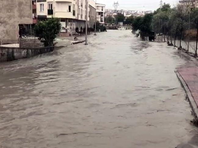 İBB İstanbul'a düşen yağış miktarını açıkladı!