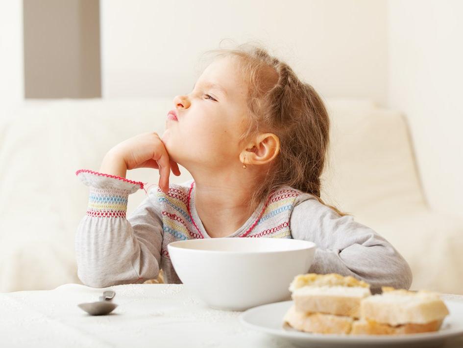 Yeme bozukluğu olan çocuğa nasıl yaklaşmak gerekir?