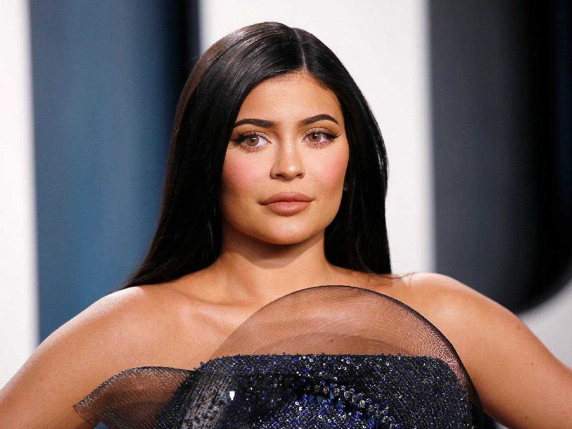 Kylie Jenner'a ikinci şok: Markasının satışları durdurulabilir
