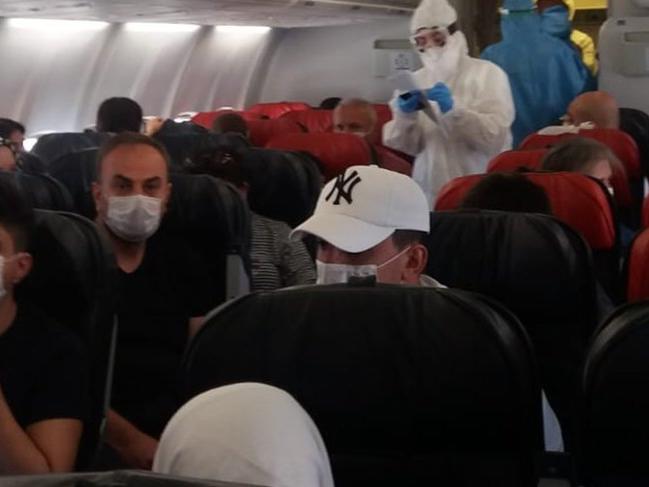 Diyarbakır - Ankara uçağında corona virüsü paniği