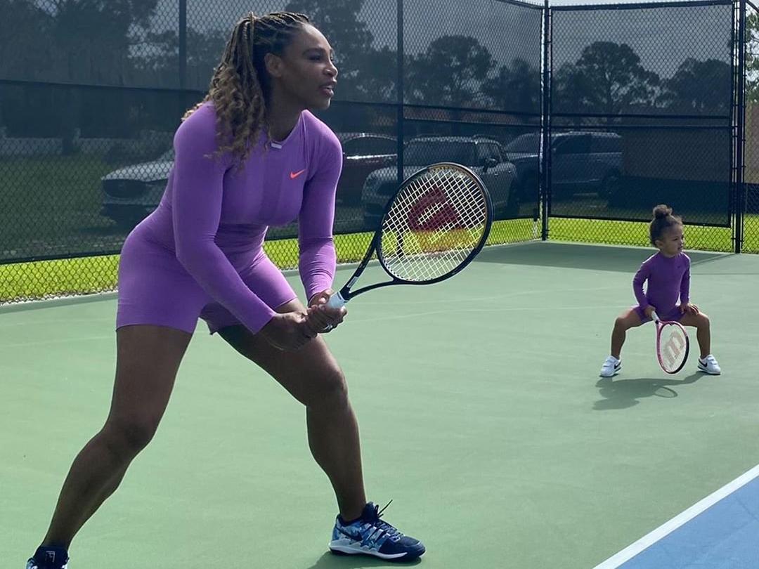 Serena Williams, bu kez korta kızıyla çıktı