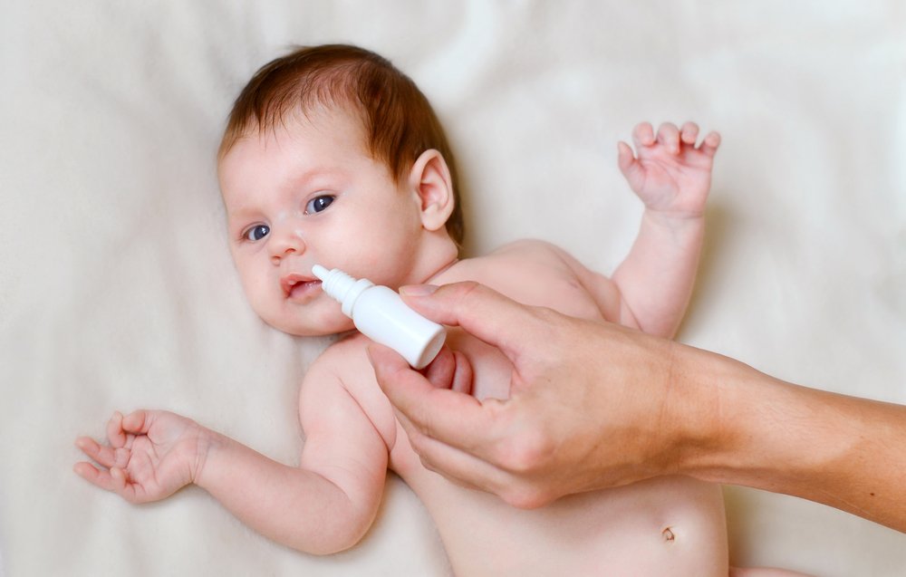 Bebeklerde burun akıntısı neden olur?