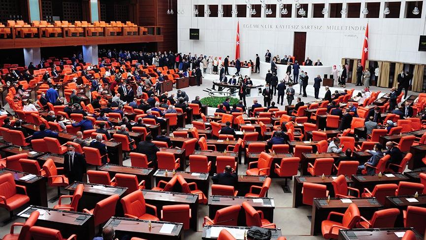 Son dakika... Mustafa Şentop yeniden Meclis Başkanı seçildi
