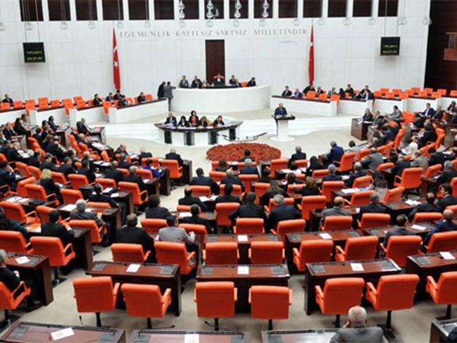 'Uygur Türklerinin sorunları araştırılsın' önergesi AKP ve MHP'nin oylarıyla reddedildi