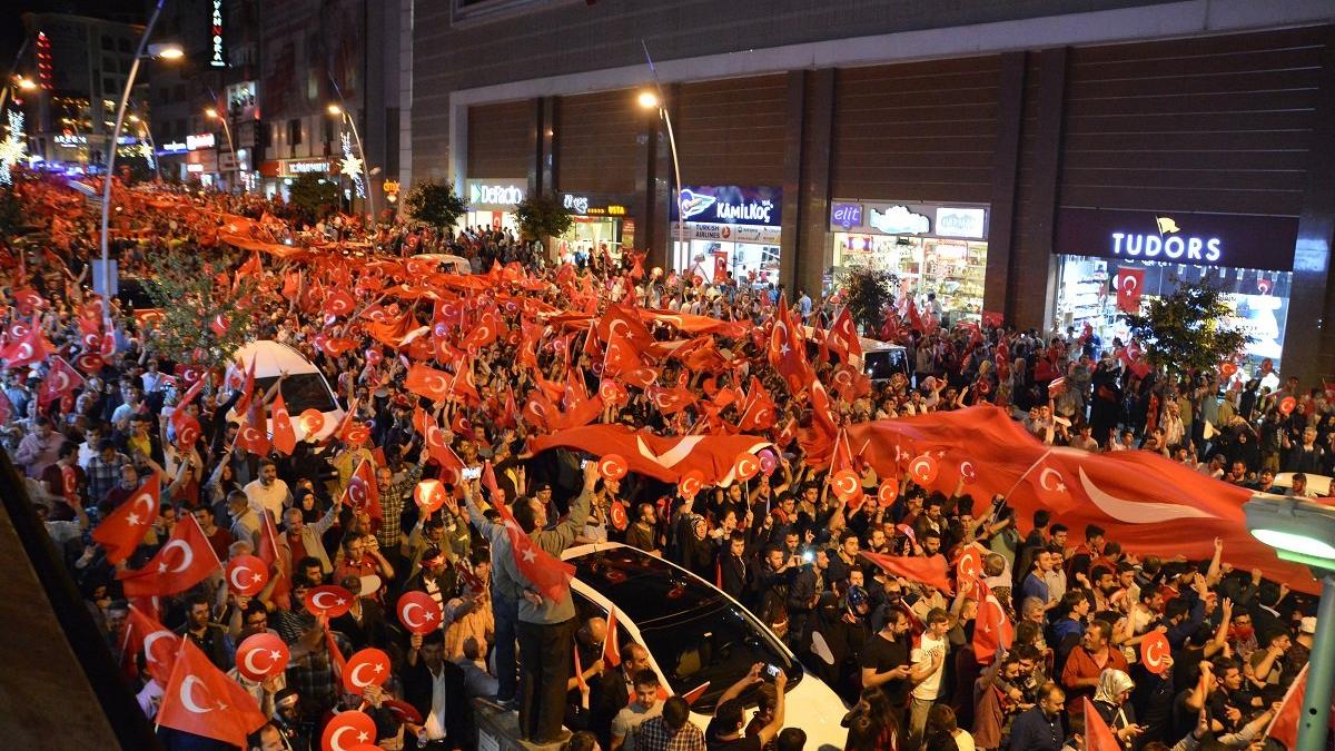 Türkiye'nin demokrasi zaferi dört yaşında