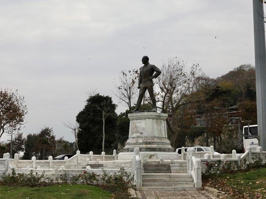 Türkiye'nin ilk Atatürk heykeli 'anıt eser' olarak tescillendi