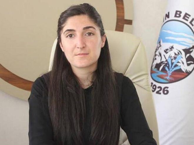 Yerine kayyumm atanan HDP'li eş başkan tutuklandı