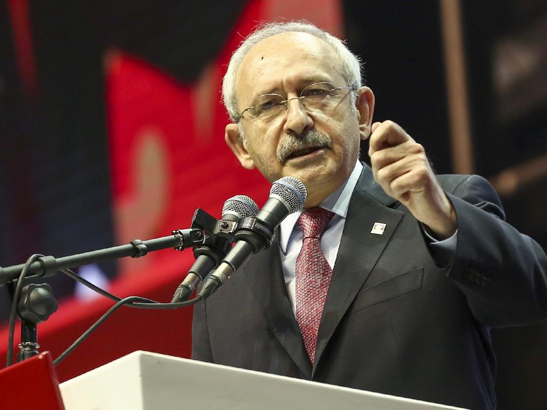 CHP'de kurultay heyecanı... Kılıçdaroğlu'nun karşısına iki ismin çıkması bekleniyor