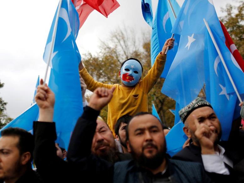 ABD'den Çin'e şok: Uygurlara şiddete karşı kara listeye aldı
