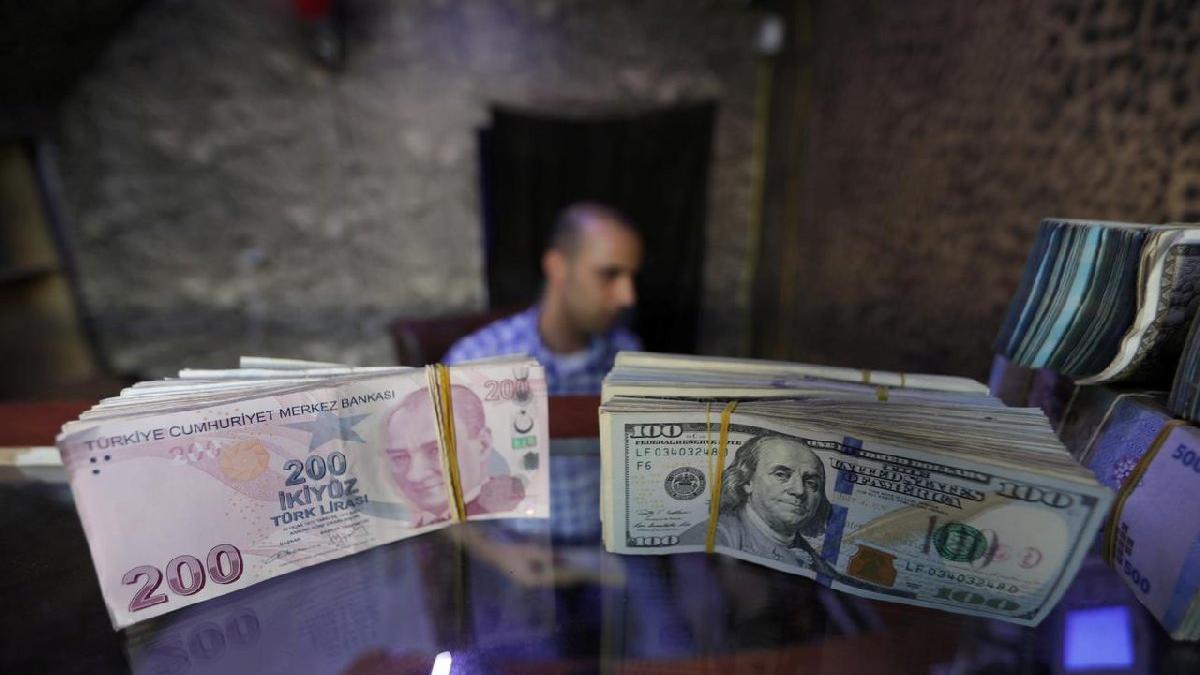 WSJ: Yabancı yatırımcı Türkiye'den kaçıyor, krediler geri dönmeyebilir