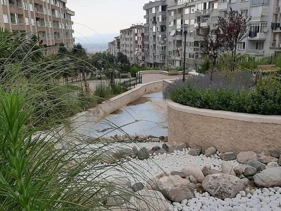AKP'li belediyenin 67 milyon TL harcadığı Sular Vadisi projesi 'susuzluktan' çürüdü