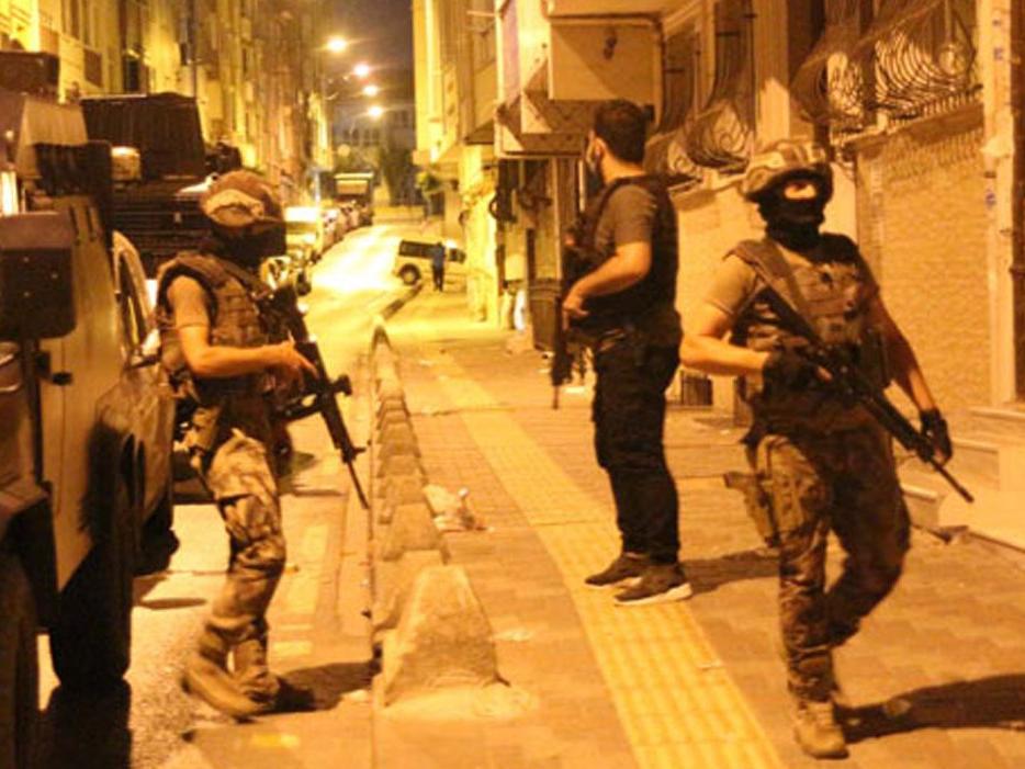 İstanbul’da IŞİD'in hücre evlerine operasyon: 11 gözaltı