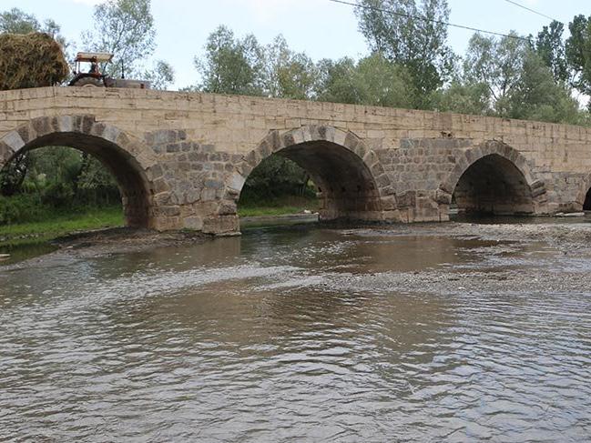Tokat'taki Roma dönemi köprü hala kullanımda