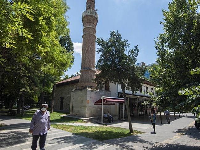 Eskişehir'deki 753 yıllık Selçuklu eseri Alaeddin Camii