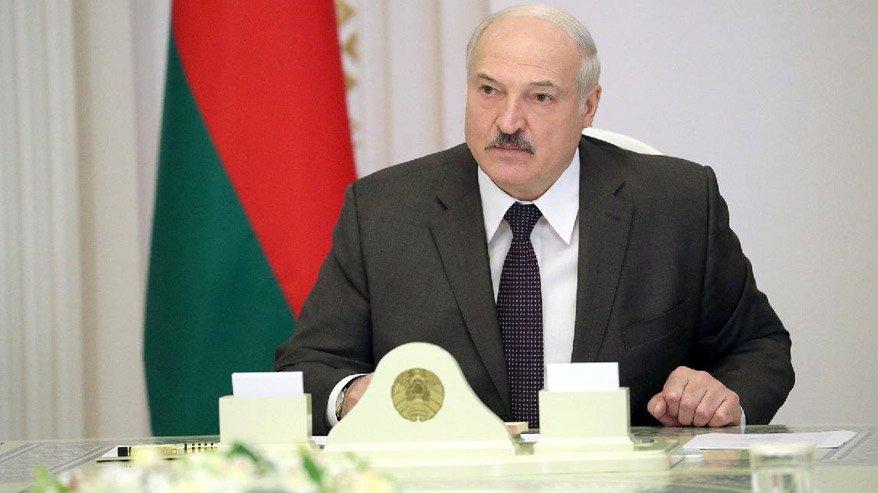 Belarus'ta kritik seçim: Sandıklar çalındı iddiası...
