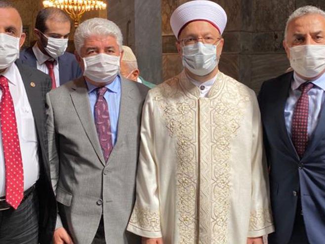 Corona virüsüne yakalanan AKP'li vekil: Maske, mesafe ve hijyene önem verin