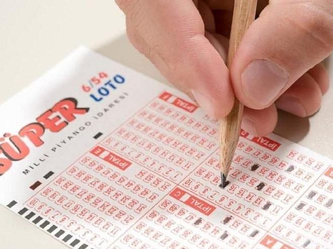 Süper Loto sonuçları açıklandı! İkramiye büyümeye devam ediyor...
