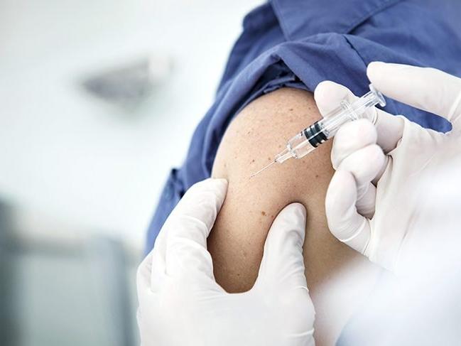 Bilim kurulu üyesinden dikkat çeken grip aşısı uyarısı