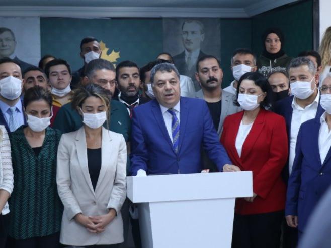 Gelecek Partisi Ankara İl Başkanı Kılıç ve 7 ilçe başkanı istifa etti