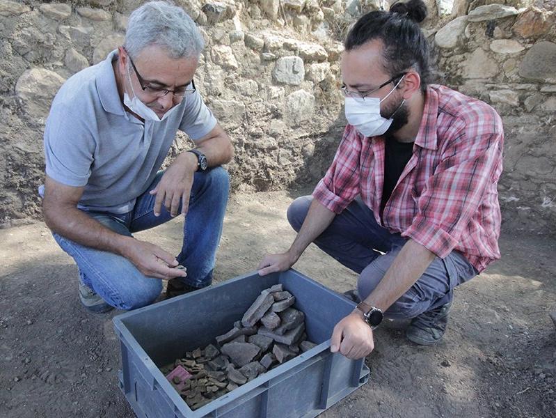 Antandros antik kentinde 'ticarî alan' kazıları sürüyor