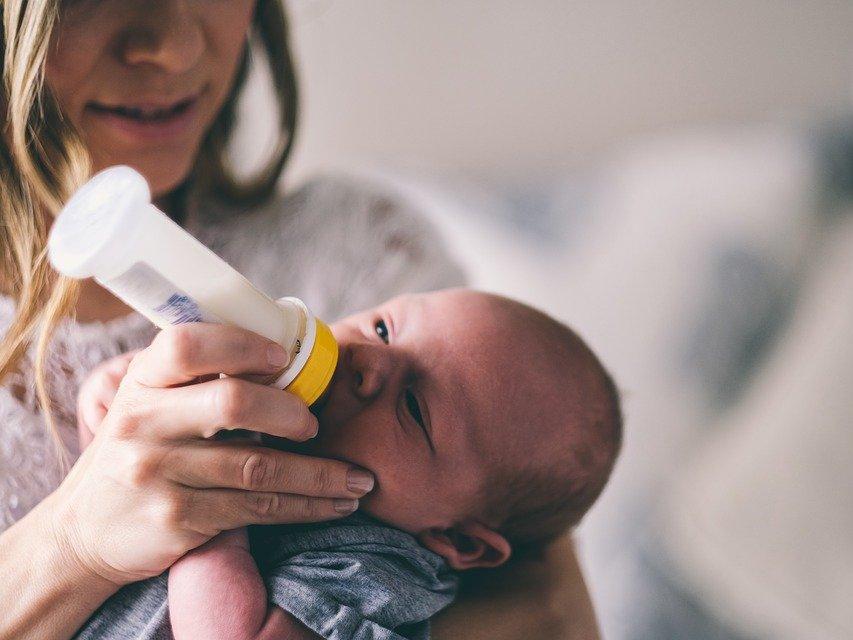 Hollanda'dan önemli çalışma: Anne sütü virüsü engelleyebilir