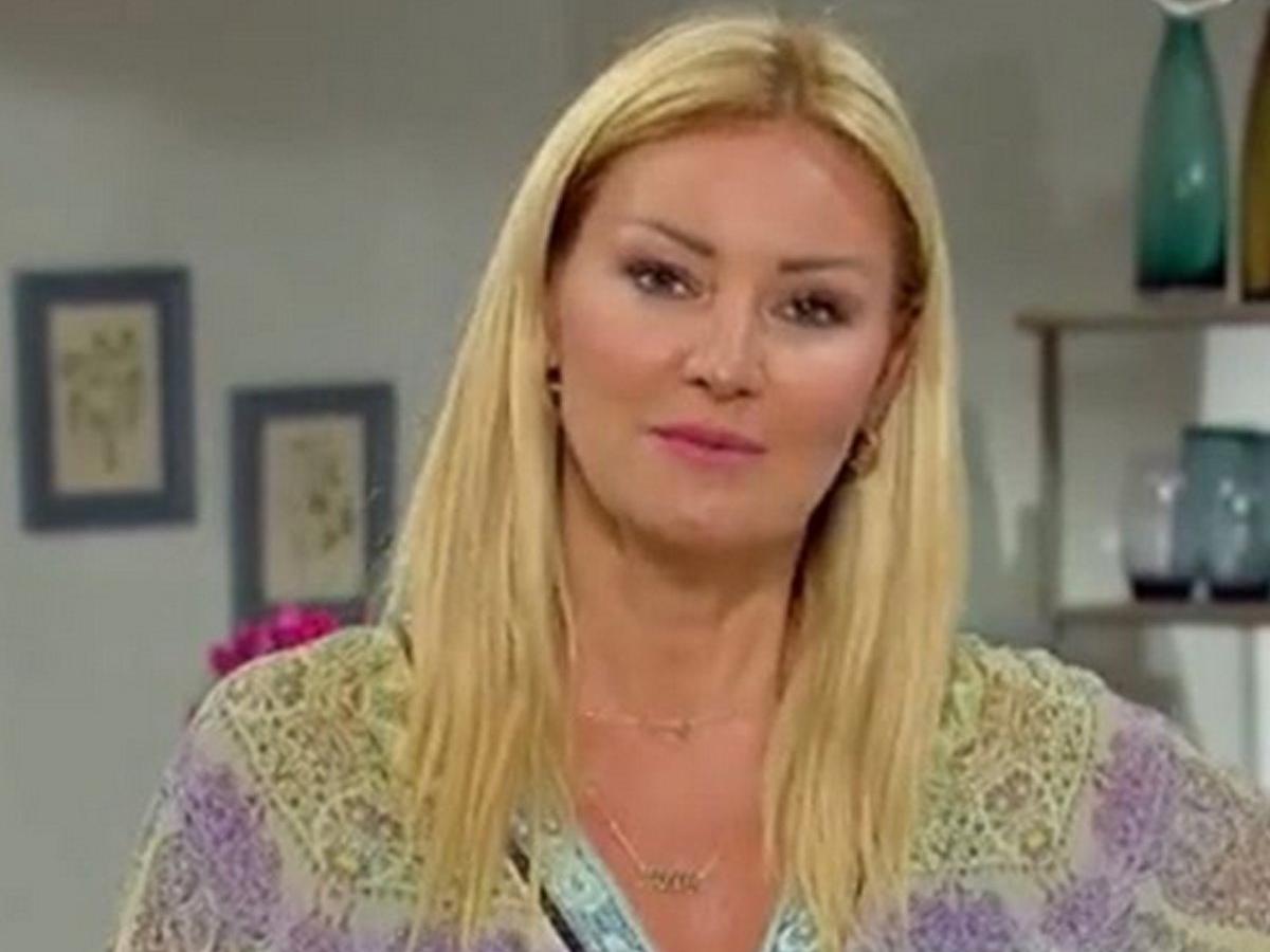 Pınar Altuğ, Vatan Şaşmaz'ı unutmadı