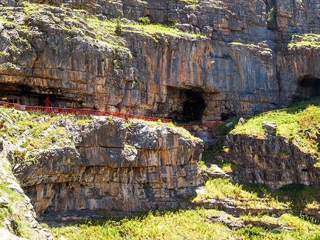 230 milyon yılda oluşan Tınaztepe Mağarası