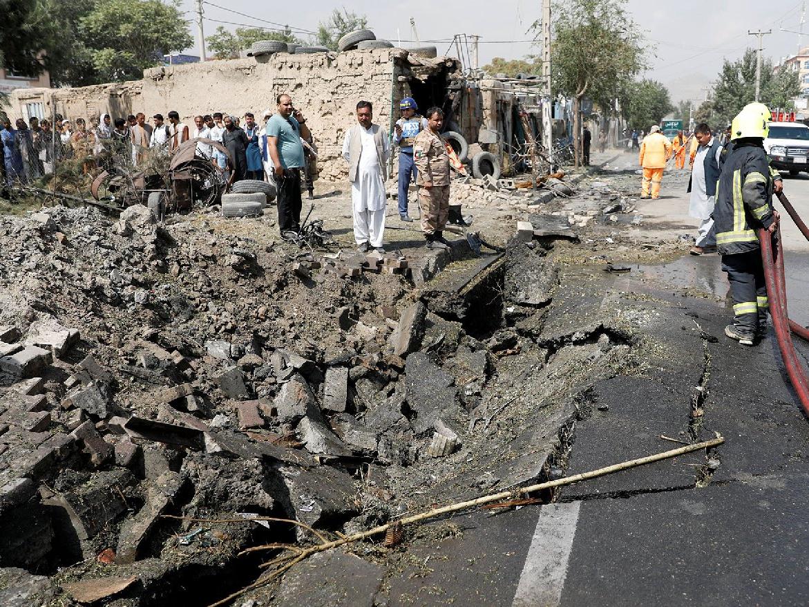 Afganistan'da Cumhurbaşkanı Yardımcısı Salih'in konvoyuna bombalı saldırı