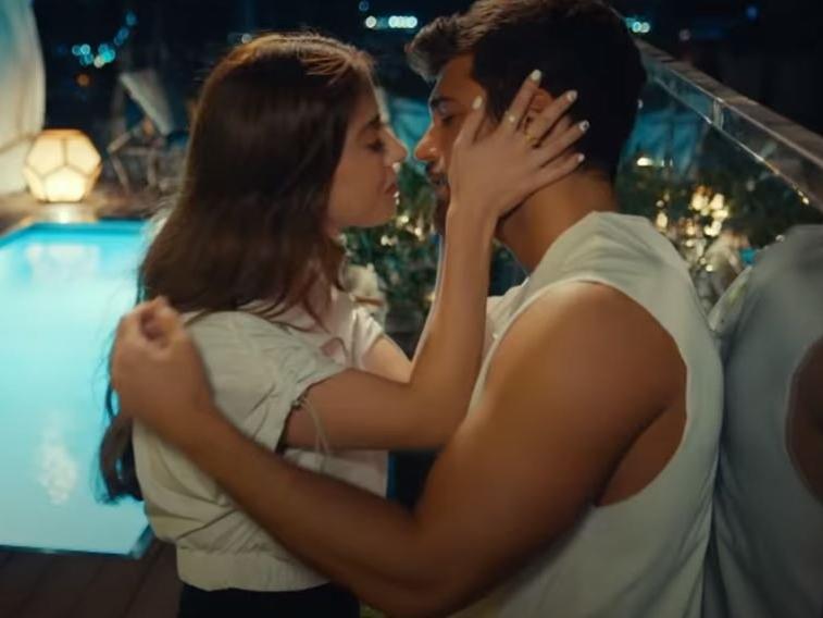 Bay Yanlış 11. bölüm 2. fragmanı yayınlandı! Özgür ve Ezgi romantik anlar yaşıyor