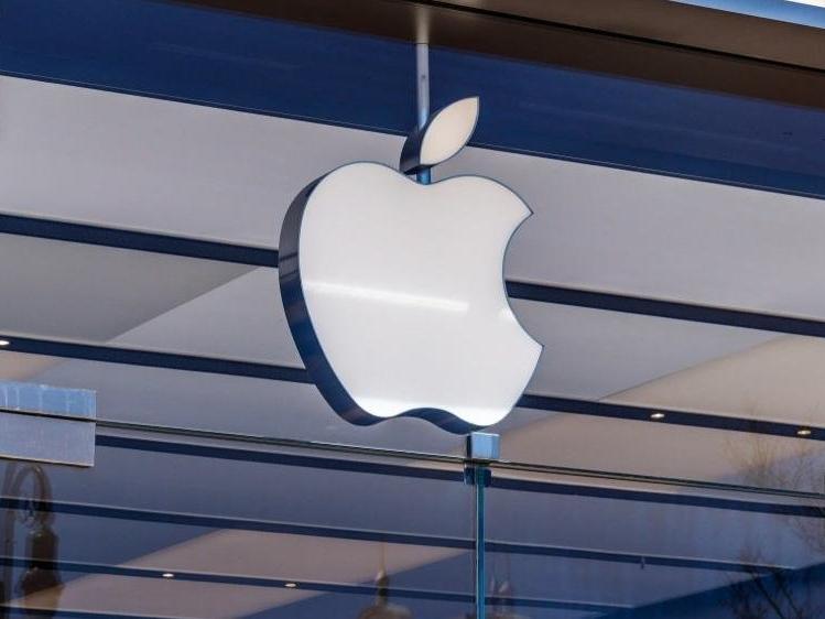 Apple etkinliğinin saati yaklaşıyor... iPhone 12 tanıtılmayabilir!