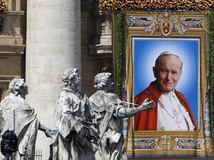 Papa II. John Paul'ün eşyaları çalındı!