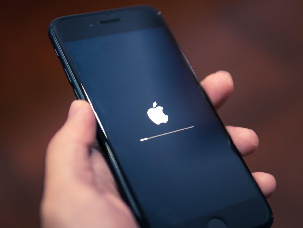 iPhone 12 olduğu iddia edilen görüntüler sızdırıldı!