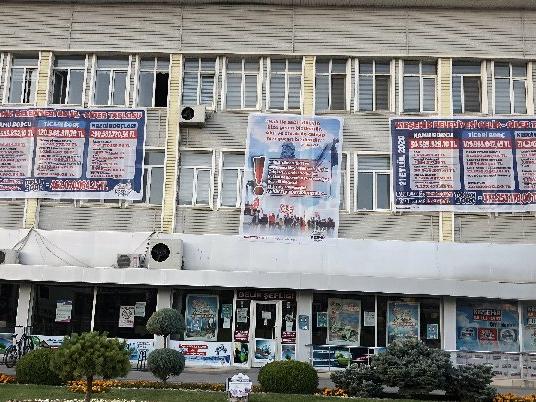 CHP'li başkan gelir gider tablosunu belediyeye astı
