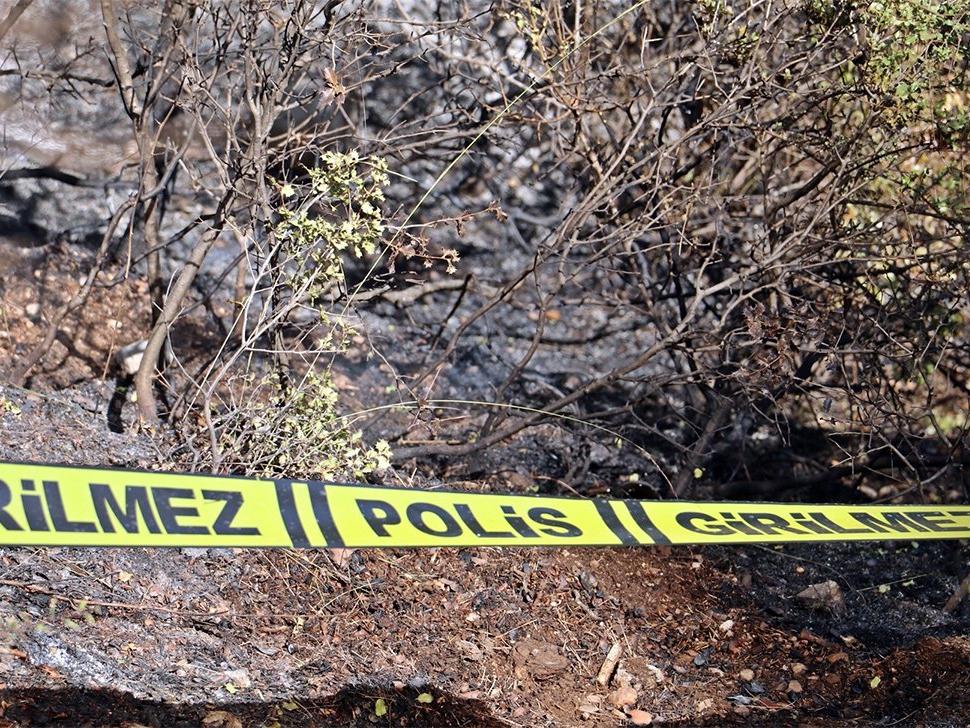 Ormanlık alanda yanmış halde bulunan cesedin CHP'li başkana ait olduğu belirlendi