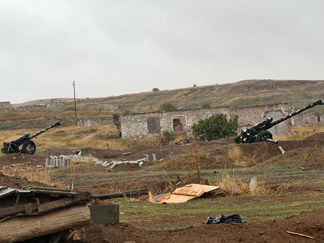Azerbaycan Savunma Bakanlığı: Ermenistan askerleri cepheden kaçtı