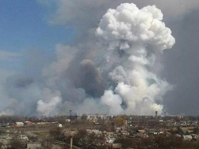 Rusya'da mühimmat deposunda patlama! Köyler boşaltıldı